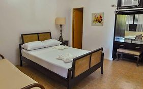 Grand Villa Laguna