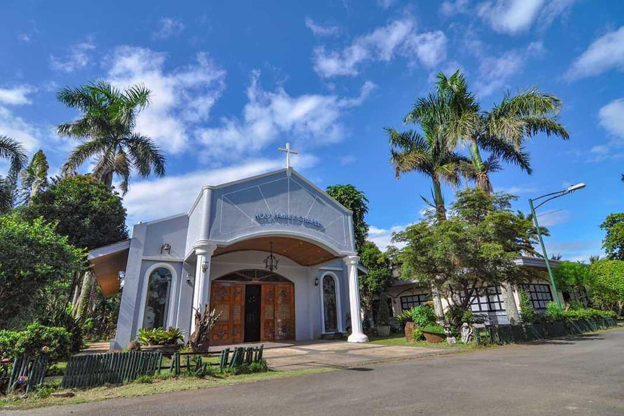 Grand Villa Laguna Bay Exterior photo