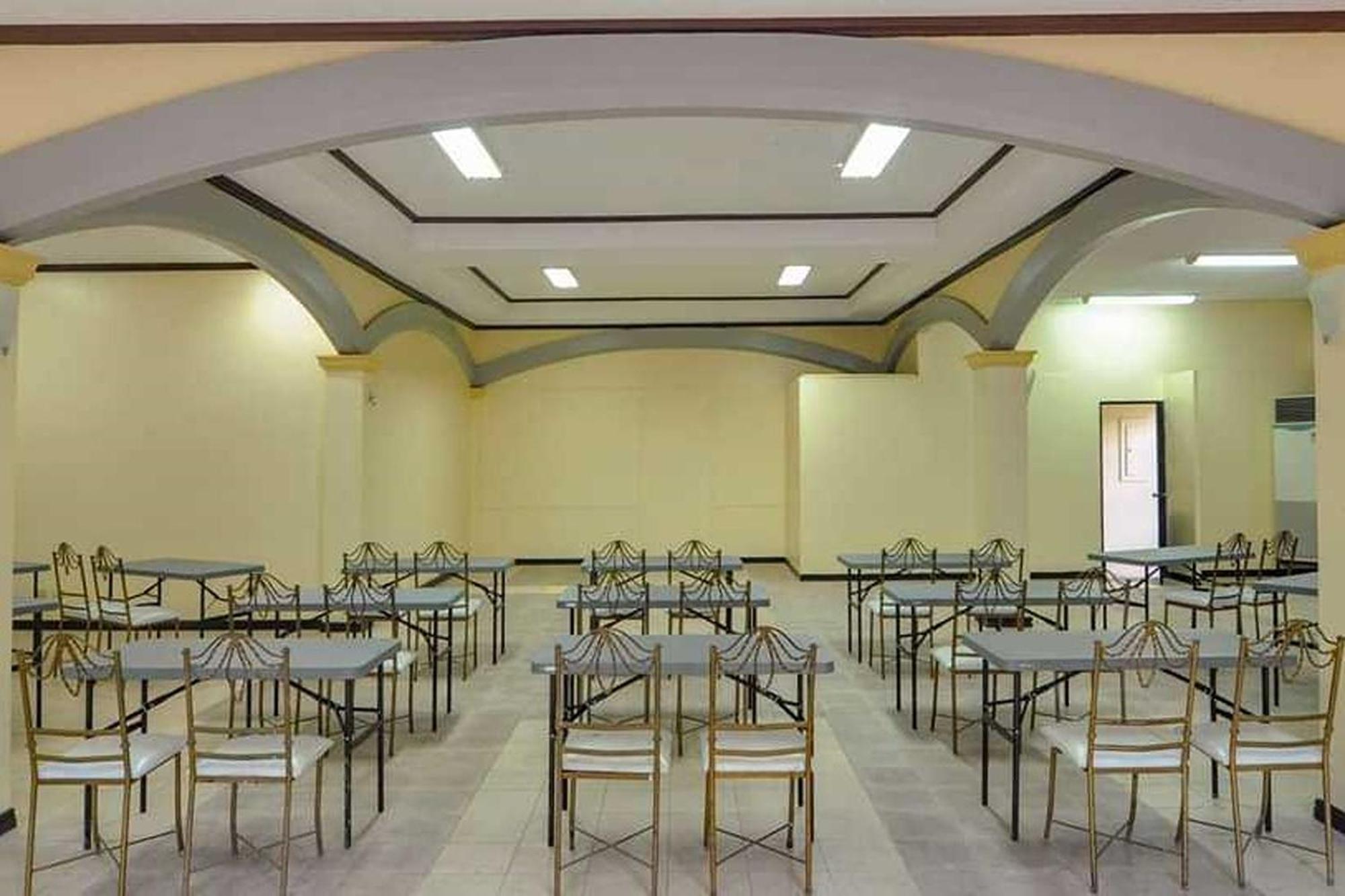 Grand Villa Laguna Bay Exterior photo