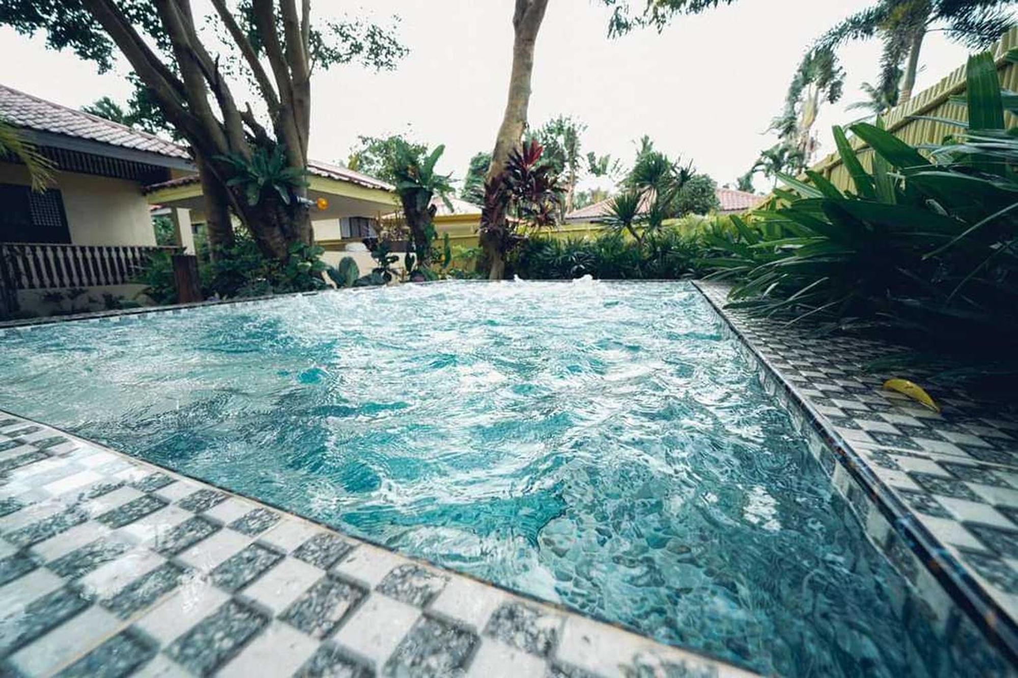 Grand Villa Laguna Bay Exterior photo